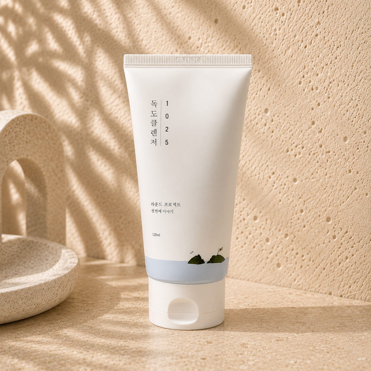 Round Lab - 1025 Dokdo Cleanser, 150 ml