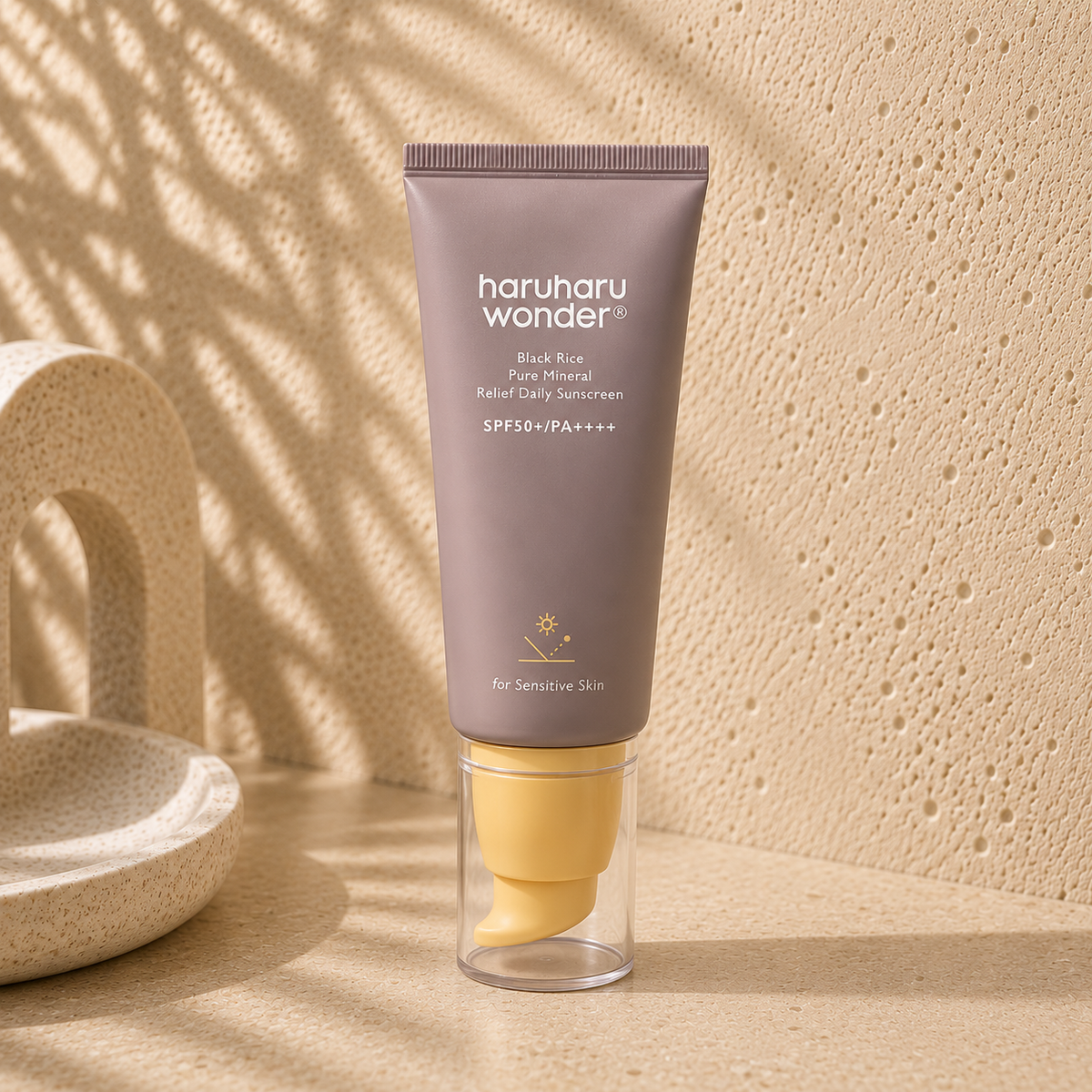 Haruharu Wonder - Black Rice Pure Mineral Relief Daily Sunscreen SPF50+ PA++++, 50 ml